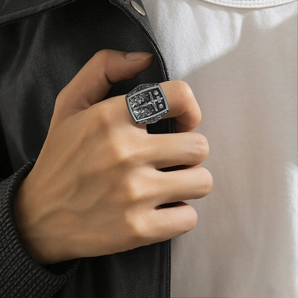 S925K Silver Handcrafted Jesus Crucifixion Scene Ring