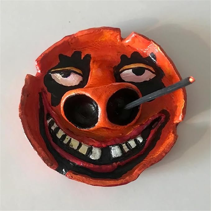 🏆Ashtray Face with Large Nostrils