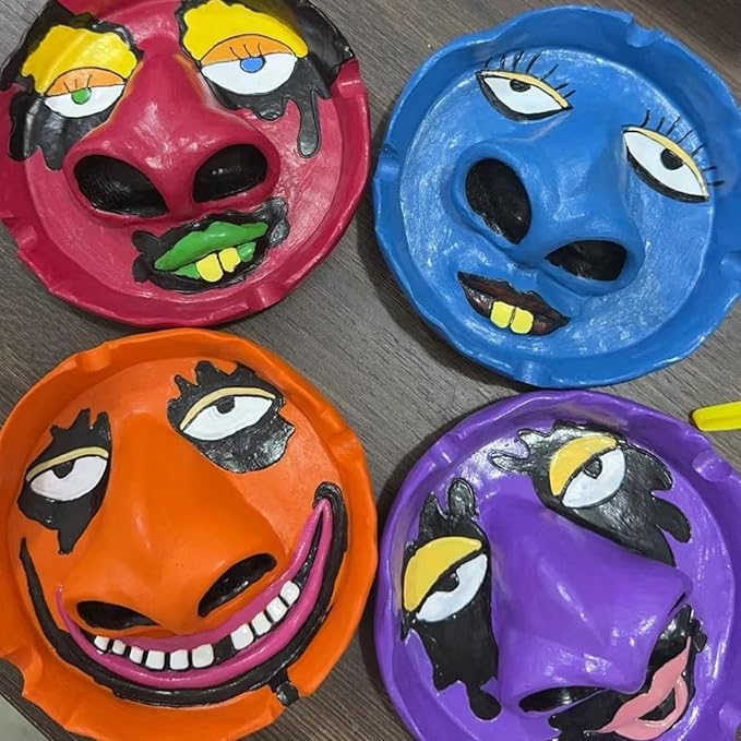 🏆Ashtray Face with Large Nostrils