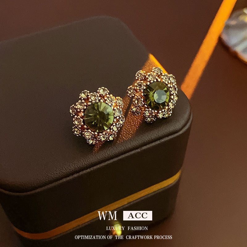 🏆Medieval vintage earrings