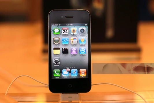 Apple iPhone 4 32GB Smartphone Unlocked - Black💋